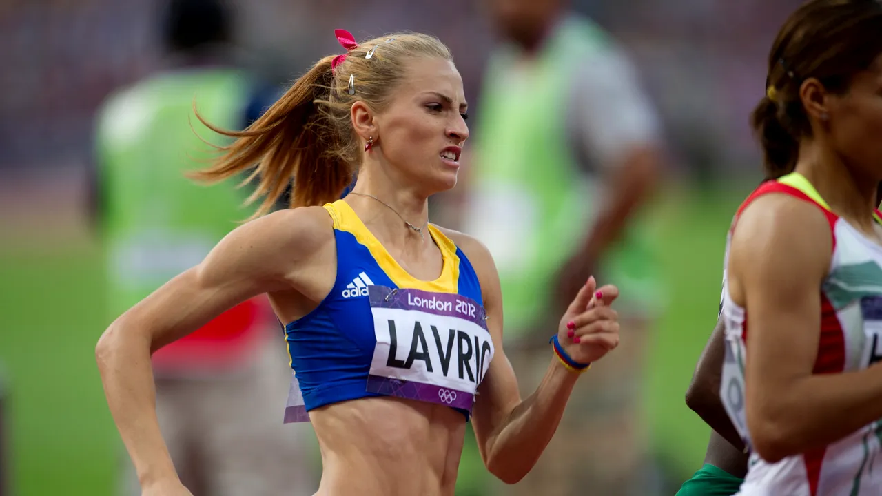 Atleta Mirela Lavric spune că a fost sechestrată în locuința fostului prieten și i-a fost ruptă geaca