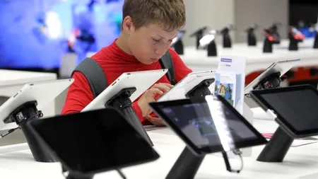 Vânzările de PC-uri, tablete și smartphone-uri vor crește în 2014