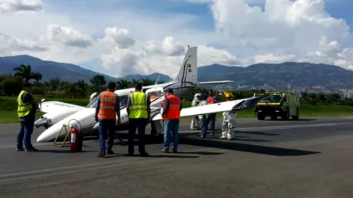 VIDEO cu momentul în care un avion aterizează forțat în Columbia. Șase oameni au fost răniți
