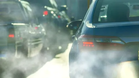 Comisia Europeană se răzgândește cu privire la interzicerea mașinilor pe diesel sau benzină. Care sunt discuțiile de la conducerea UE