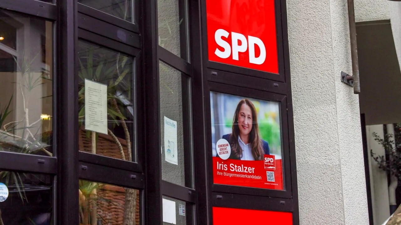 Primărița unui orășel din Germania, înjunghiată de 14 ori, spune că a fost atacată de propria FIICĂ adoptivă