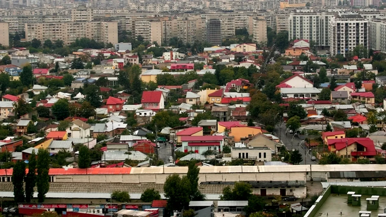 Proprietarii de imobile de lux din marile orașe au redus prețurile cerute cu până la 66% în acest an