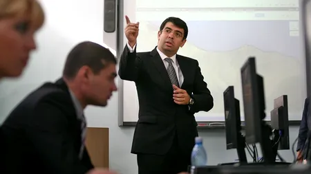 Guvernul: Robert Cazanciuc depune astăzi jurământul de ministru al Justiției
