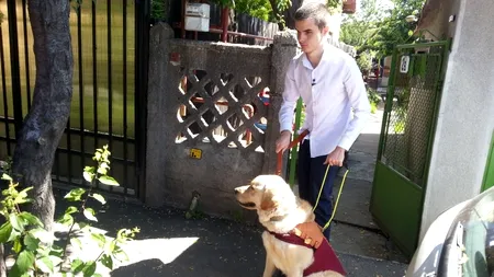 POVESTEA EMOȚIONANTĂ a unui tânăr care nu se oprește, deși „în România lucrurile nu merg așa cum ar trebui