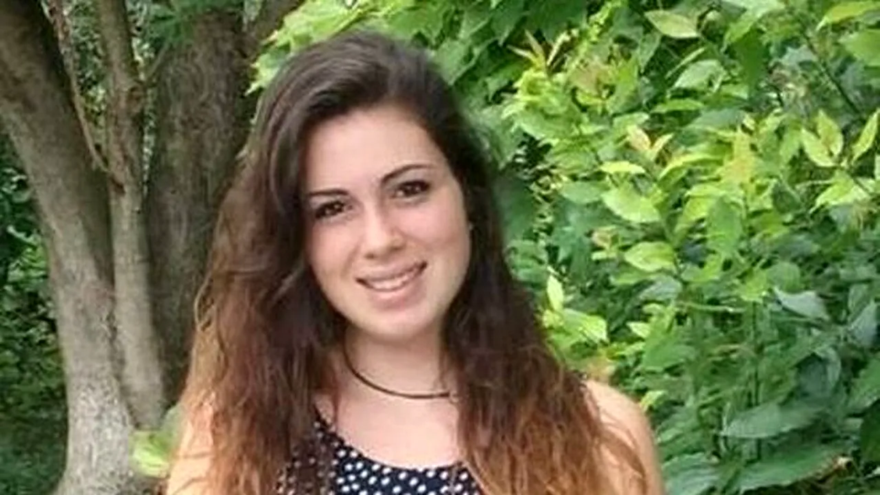 Eleonora A MURIT la 17 ani, după ce părinții săi au refuzat chimioterapia. Ireal ce tratament au ales pentru fiica lor