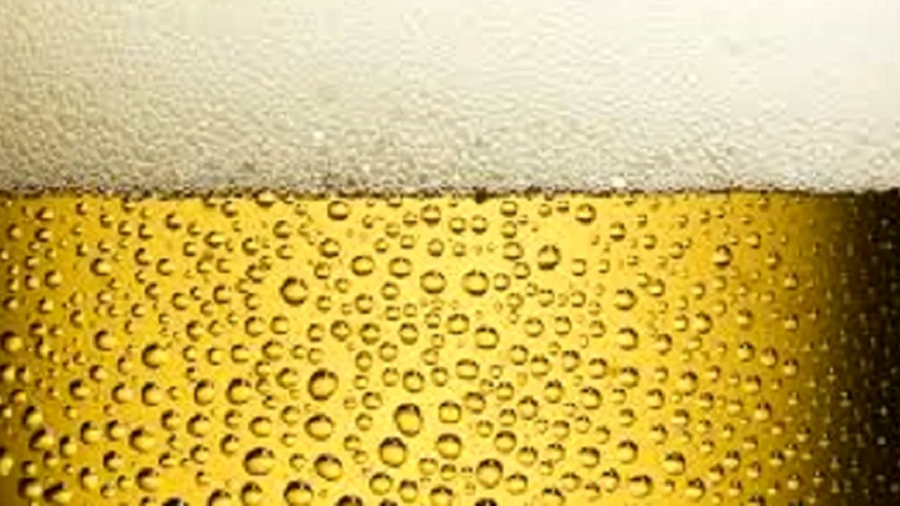 Un bărbat din Cugir a vrut să bea „o bere la PET