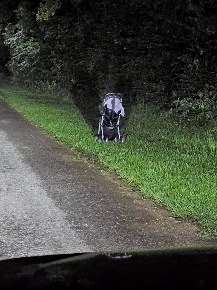 Tâlharii au inventat o nouă metodă de furt în România. Ce este „metoda bebelușul”. „Dacă vedeți un cărucior abandonat în mijlocul pustietății, ...”