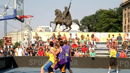 Baschet 3X3: Românii au defilat în grupe într-un concurs cu iz de show american
