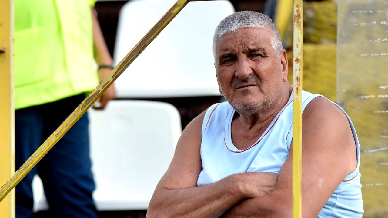 Rică Răducanu, fostul mare portar al Rapidului, infectat cu COVID-19. A ajuns de urgență la spital, alături de soția sa