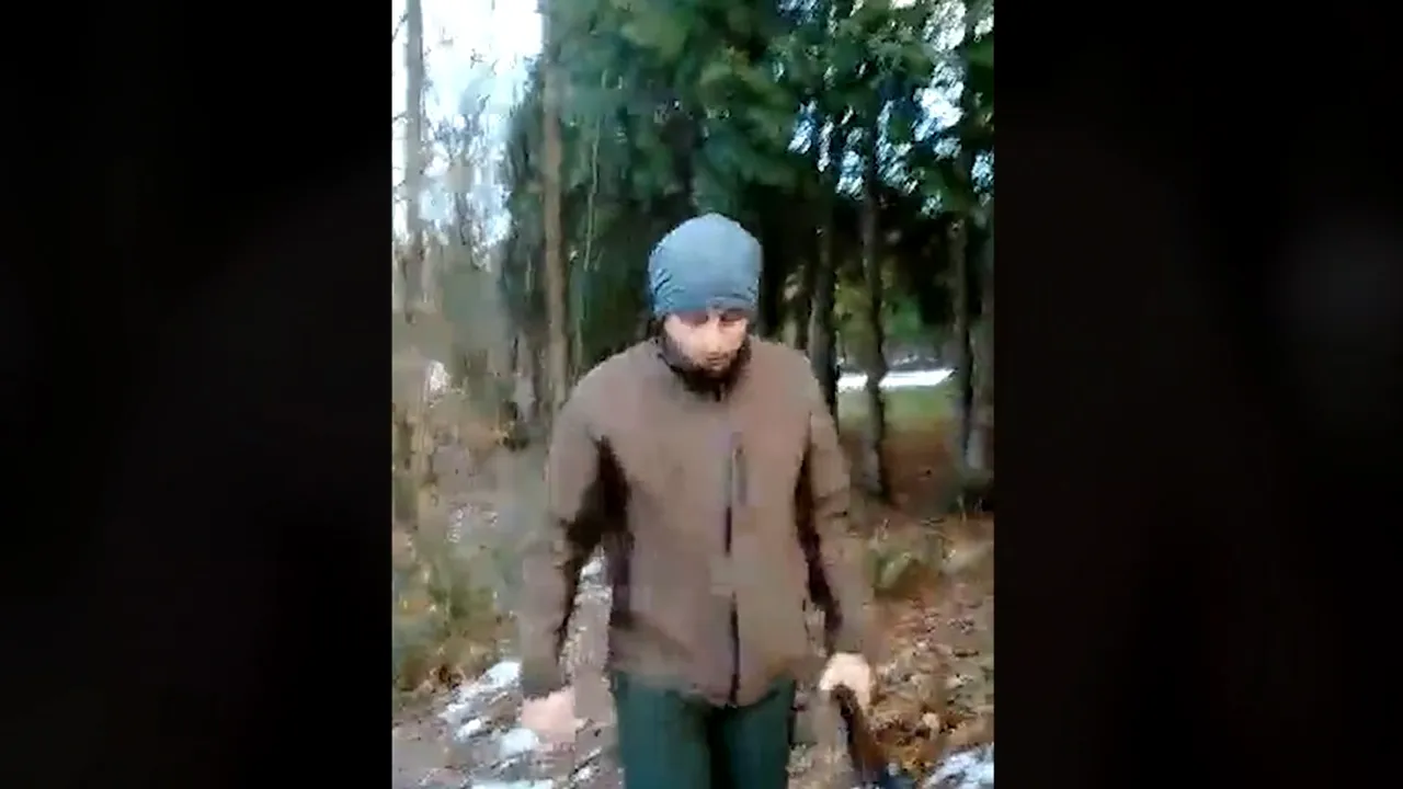 VIDEO | Un câine a fost împușcat chiar de un inginer silvic: „Câine hoinar! Vrei să vezi autorizaţia?”