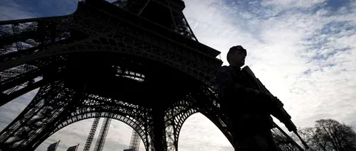 Turnul Eiffel, evacuat câteva ore, din cauza unei alerte false cu bombă