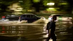 Caniculă, furtuni și vijelii în perioada următoare, coduri galbene și portocalii în toată țara. ANM prezintă hărțile zonelor afectate