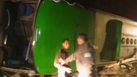 Accident cumplit în Argentina. Cel puțin 19 morți după ce un autocar a căzut într-o prăpastie. VIDEO