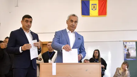 Călin Georgescu, la secția de vot: „Nu sunt aici pentru a recunoaște o FRAUDĂ, precum aceste alegeri”