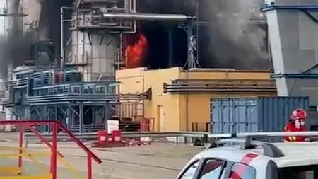 Reprezentanții Rompetrol Rafinare: ”Incendiul s-a produs la finalul unor lucrări de mentenanță specifice”