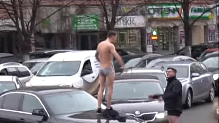 FARSĂ în trafic. Doi șoferi în CHILOȚI s-au dat în spectacol la Ploiești. REACȚIA polițiștilor