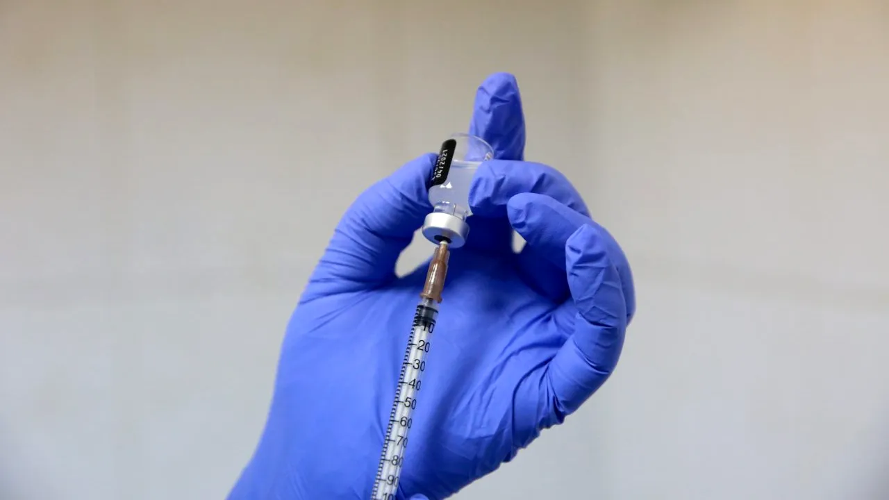 Campania de vaccinare împotriva COVID-19. Peste 50.000 de români au fost imunizați în ultimele 24 de ore