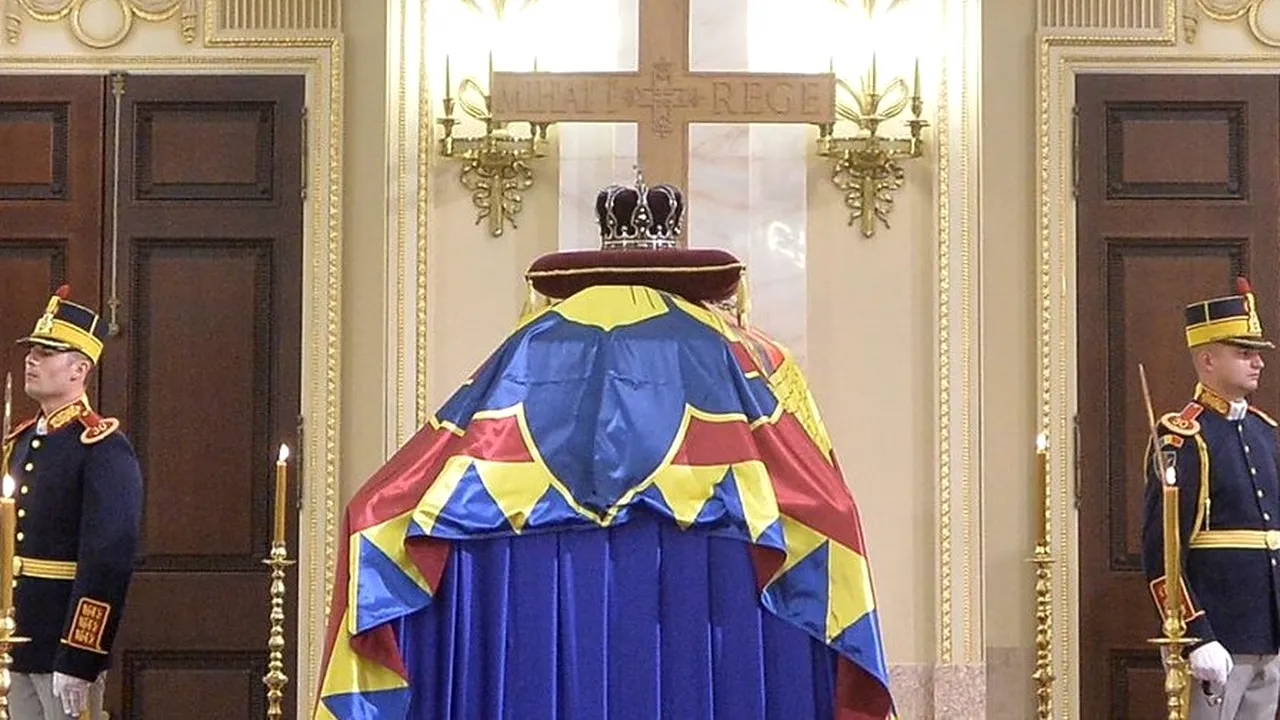 Regele Carl Gustaf al Suediei i-a adus un omagiu Regelui Mihai la Palatul Regal