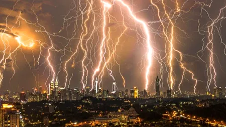 Meteorologii BBC Weather anunță 5 zile de furtuni electrice în București