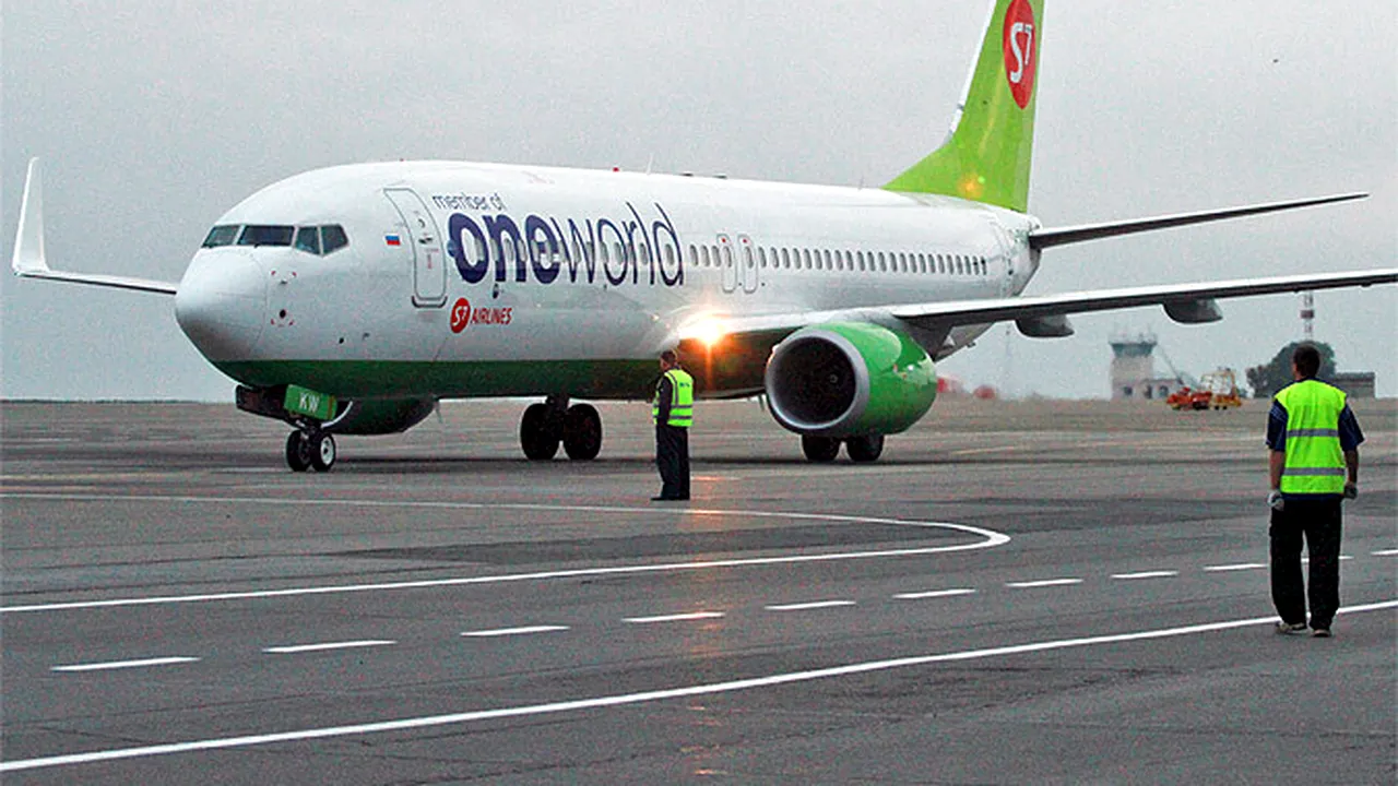 Caniculă la Moscova. Un avion nu a mai putut decola după ce s-a afundat în asfaltul topit