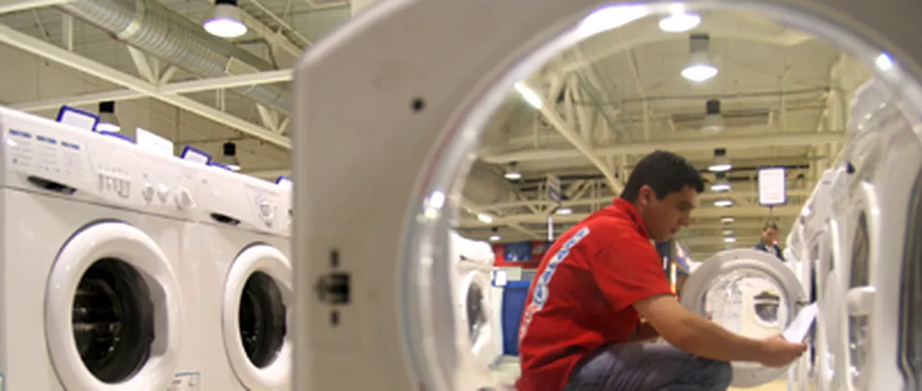 Avertisment pentru deținătorii de mașini de spălat Hotpoint și Indesit: defectul care vă pune viața în pericol. Whirlpool retrage 500.000 de produse