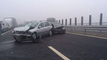 Carambol cu două mașini și un TIR pe A1, la kilometrul 65. Traficul dinspre Pitești spre București e blocat în zona localității Olteni