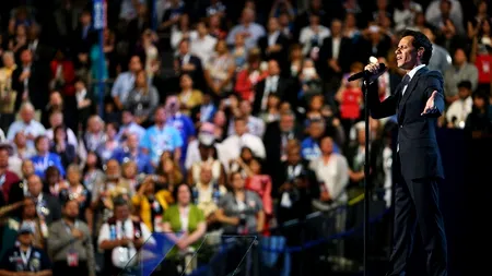 Cântărețul Marc Anthony s-a despărțit de iubita sa