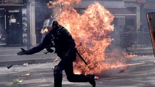 Proteste violente, de Ziua Muncii, la Paris. VIDEO