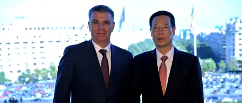 Fotografia zilei. Valeriu Zgonea s-a ținut de mână cu vicepremierul chinez Zhang Gaoli