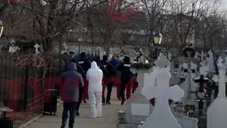 Un bărbat considerat decedat de coronavirus a fost deshumat din cauza unor suspiciuni de crimă