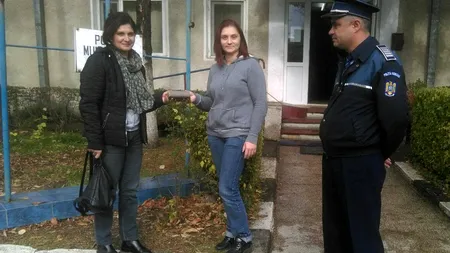 Câți bani erau în portofelul găsit de o profesoară din Motru