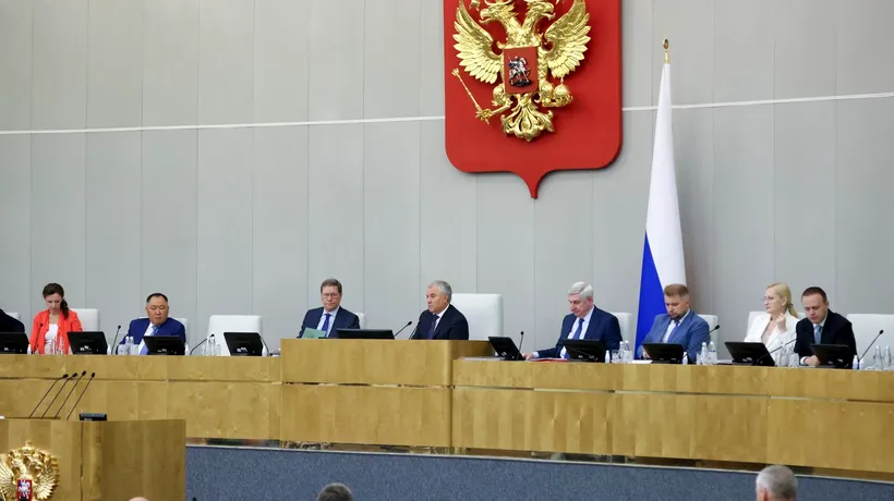 Parlamentarii RUȘI vor sancționarea militarilor care stau pe TELEFON în războiul din Ucraina