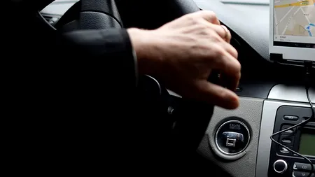 Ce trebuie să faci să te angajezi la Camera Deputaților. Bibliografia OBLIGATORIE pentru șoferi, cofetari, vopsitori și mecanici 