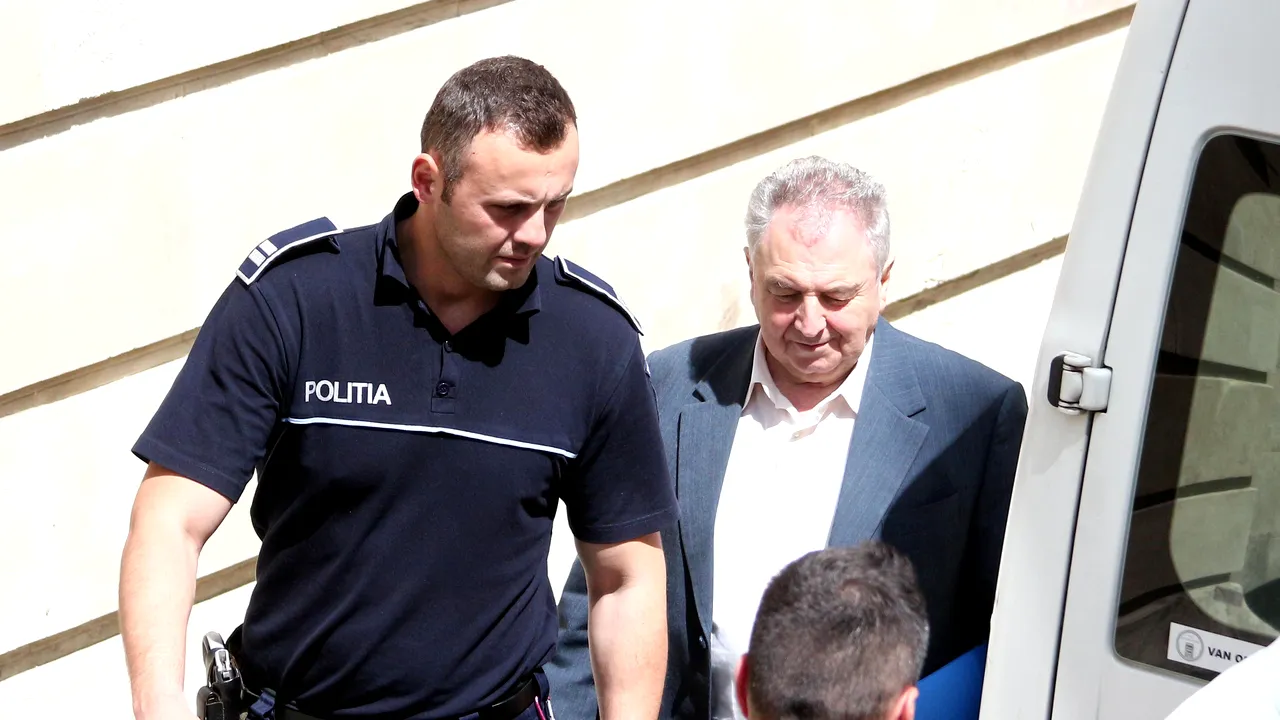 Omul de afaceri Ilie Carabulea și fiul său, puși în libertate pentru că le-a expirat mandatul de arestare