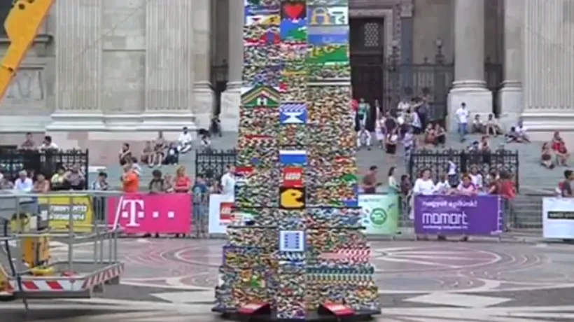 Recordul mondial pentru cel mai înalt turn din piese Lego, stabilit în Ungaria - VIDEO