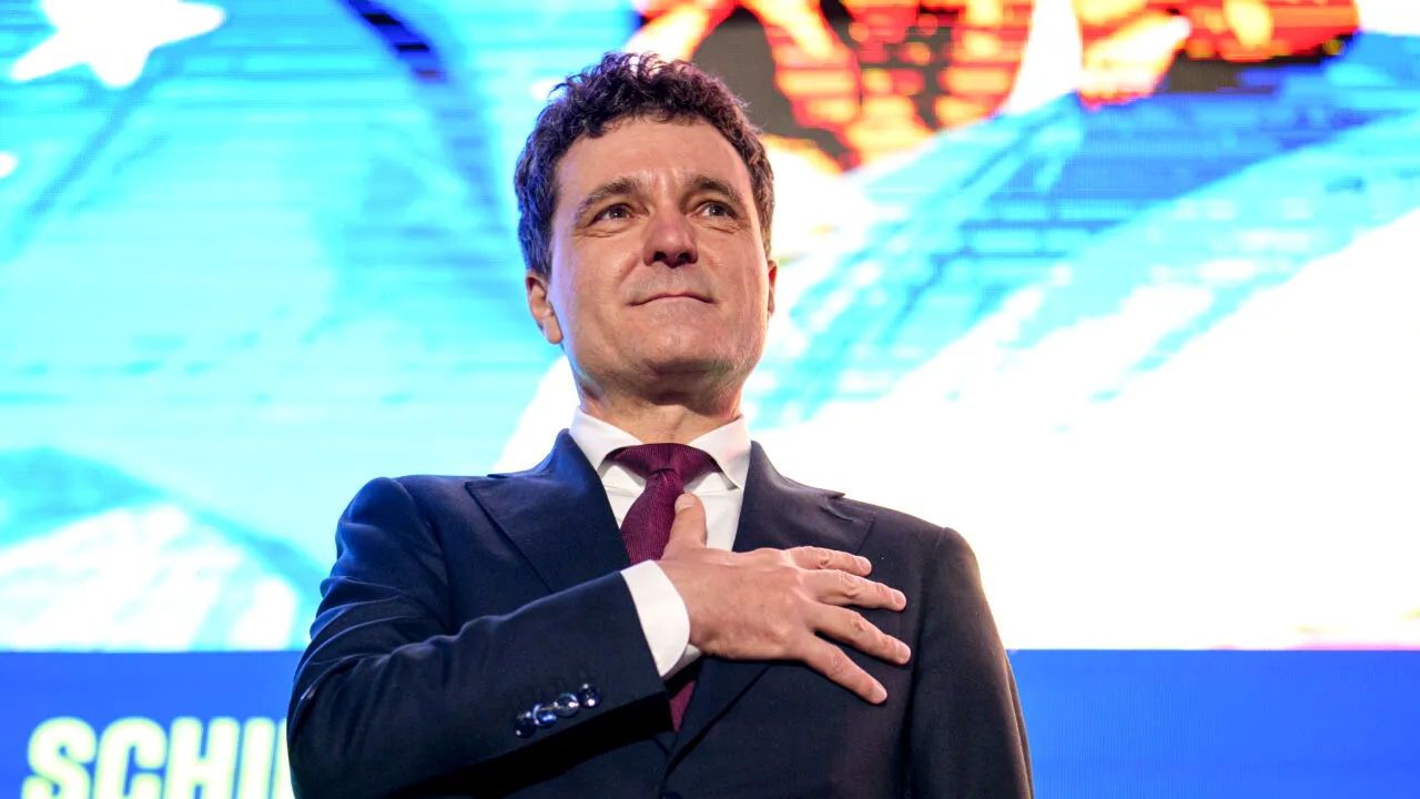 BEC a anunțat oficial rezultatele finale ale alegerilor prezidențiale. Nicușor Dan a obținut 53,6% din voturi