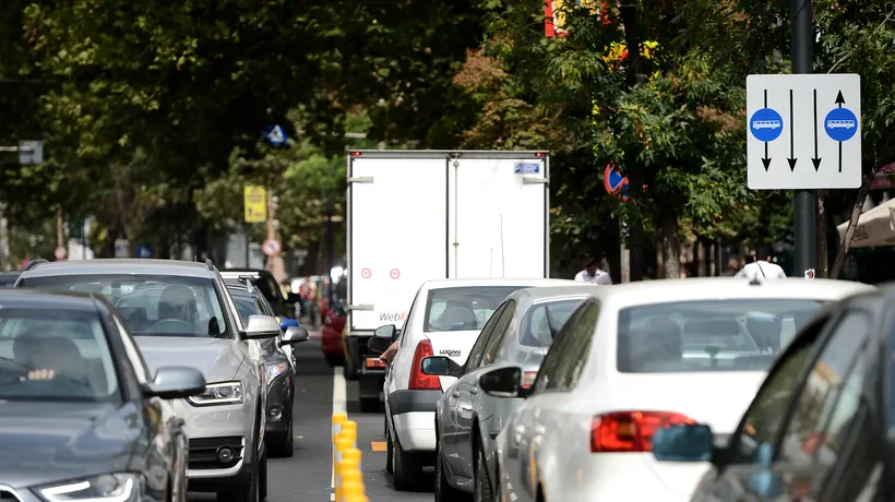 Franța intenționează să oprească vânzarea de mașini diesel și pe benzină 
