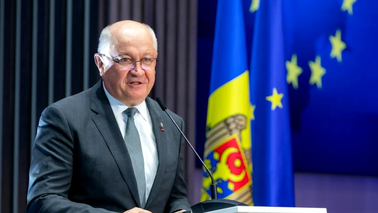Cutremur politic la Chișinău. Premierul Alexandru Munteanu a demisionat
