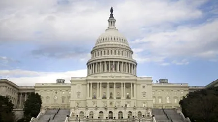 Deficitul bugetar al Statelor Unite a depășit 1.000 miliarde dolari pentru al patrulea an consecutiv