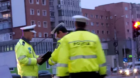 Tânăr din Suceava băut, prins la volan fără permis a fugit de polițiști și s-a ascuns în podul unei case