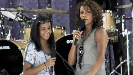 Ce a relevat autopsia fiicei lui Whitney Houston, decedată duminică la 22 de ani