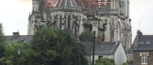 O bazilică din Nantes a fost cuprinsă de flăcări. Totul a ars în mai puțin de 30 de minute