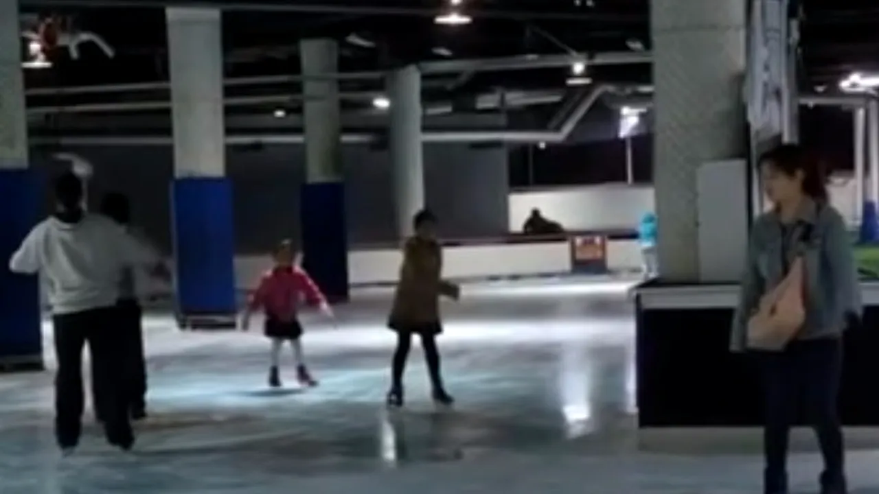 Motivul incredibil pentru care un patinoar din Japonia a trebuit să se închidă chiar după inaugurare. VIDEO