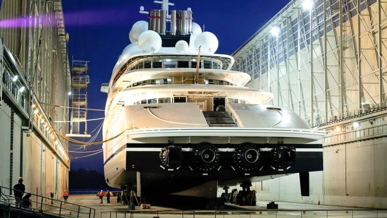 GALERIE FOTO. Șeicul care l-a 