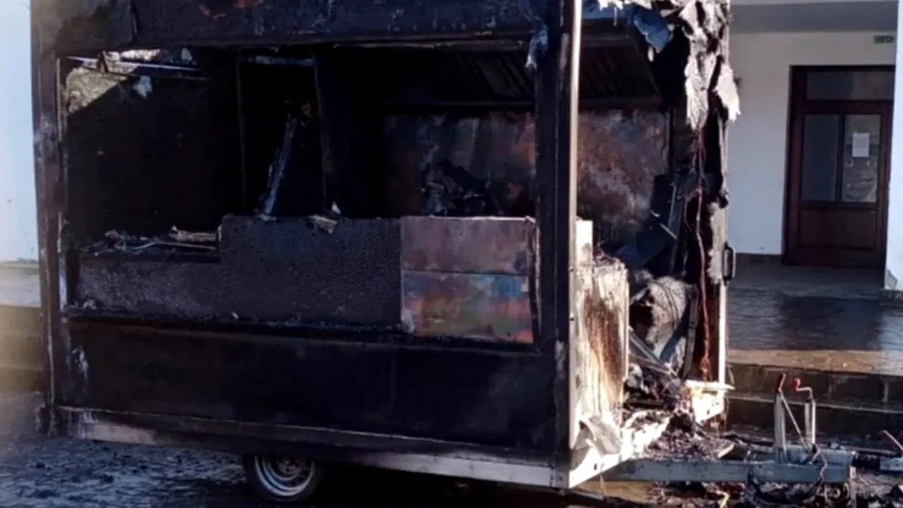 O fetiță de trei ani, rănită în urma exploziei unei rulote în Maramureș, a fost adusă în stare gravă la București