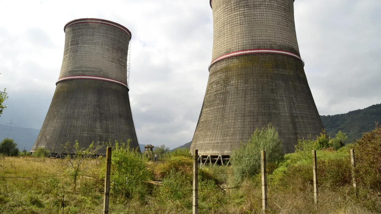 Termocentrala Mintia din Hunedoara a fost scoasă la vânzare. Prețul fabulos de la care pornește licitația
