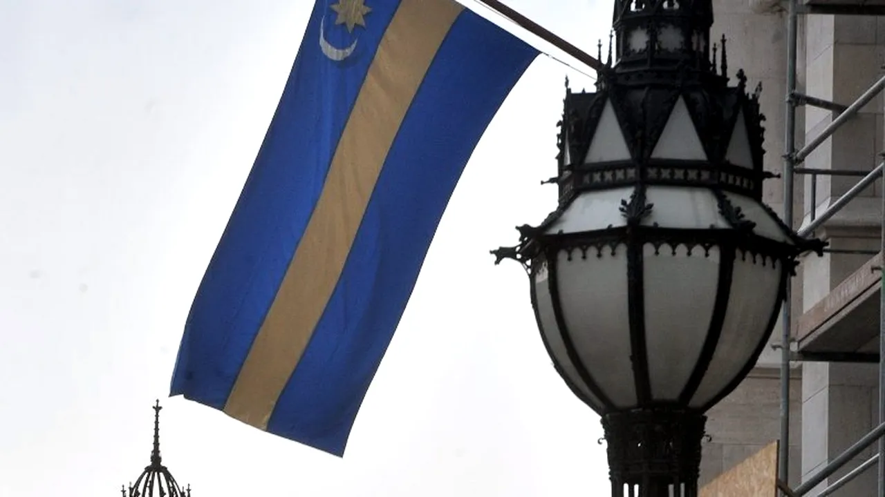 Ministrul ungar de Externe propune discuții cu omologul român privind problema steagului secuiesc