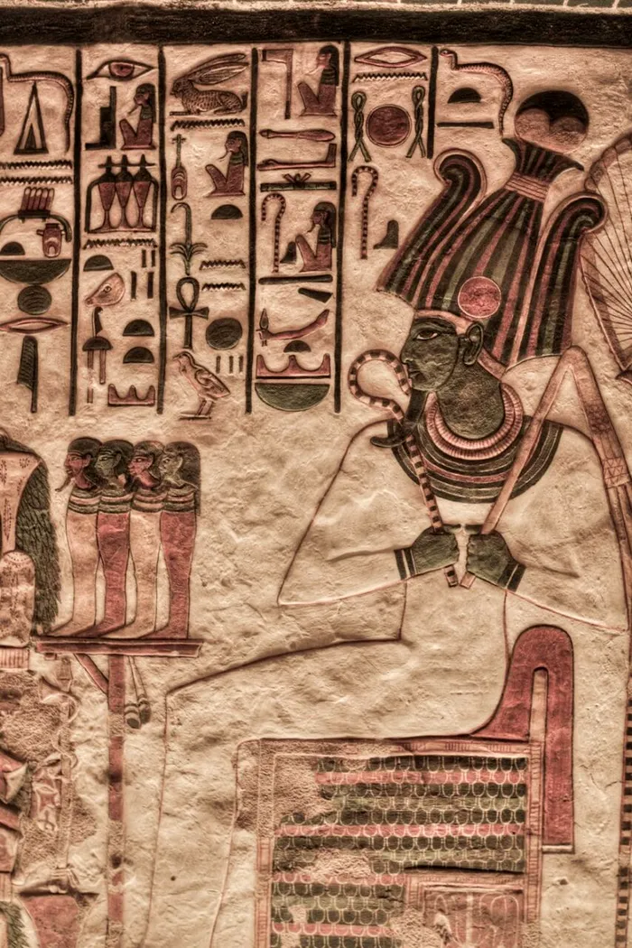 Foto ilustrativ cu zeul Osiris din Mormântul lui Nefertari - Profimedia 