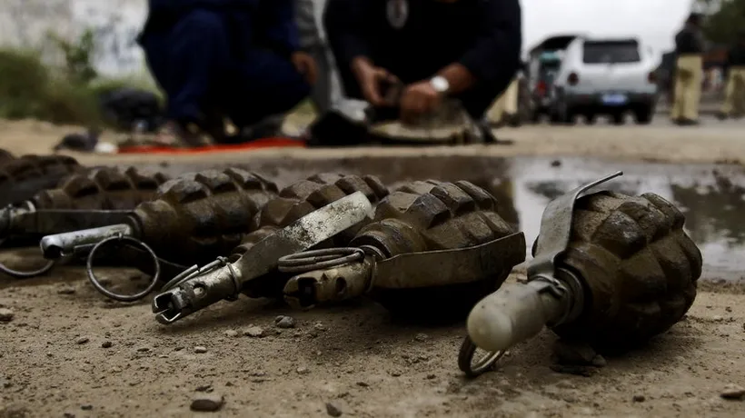 DESCOPERIREA făcută de o echipă de muncitori la Timișul de Jos: 160 de grenade și trei mine antipersonal datând din primul război mondial