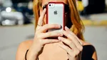 Ce fotografie generează Inteligența Artificială, dacă o rugăm să își facă un selfie